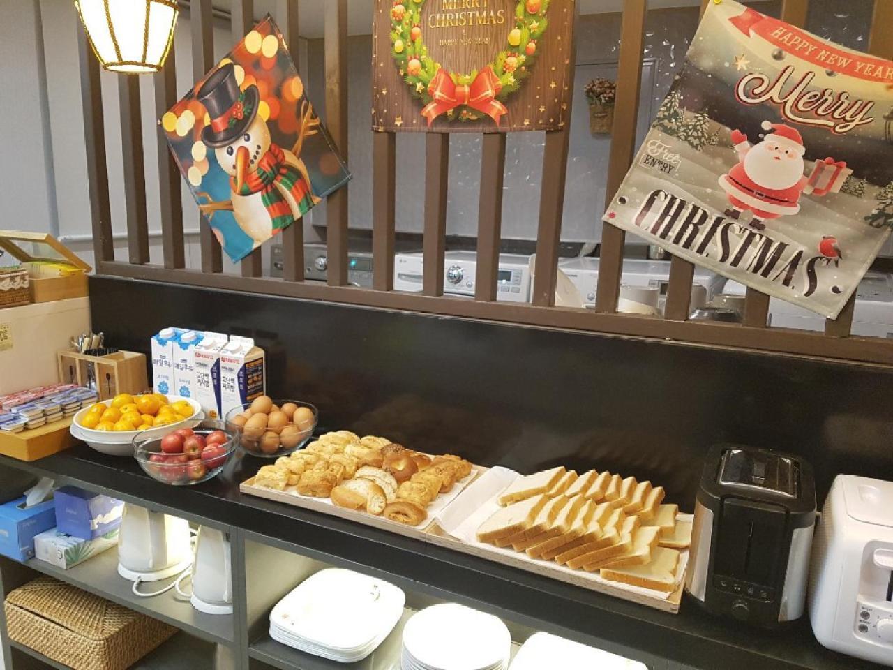 J-Honor Guesthouse Seoul Ngoại thất bức ảnh