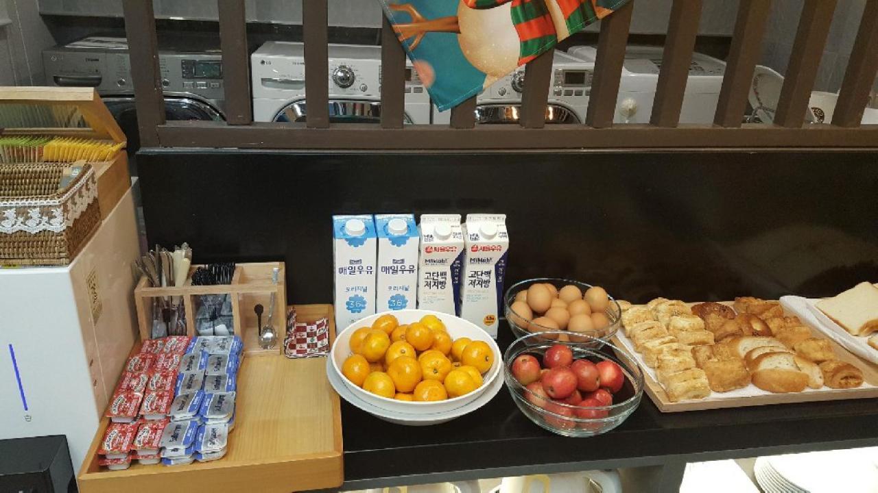 J-Honor Guesthouse Seoul Ngoại thất bức ảnh