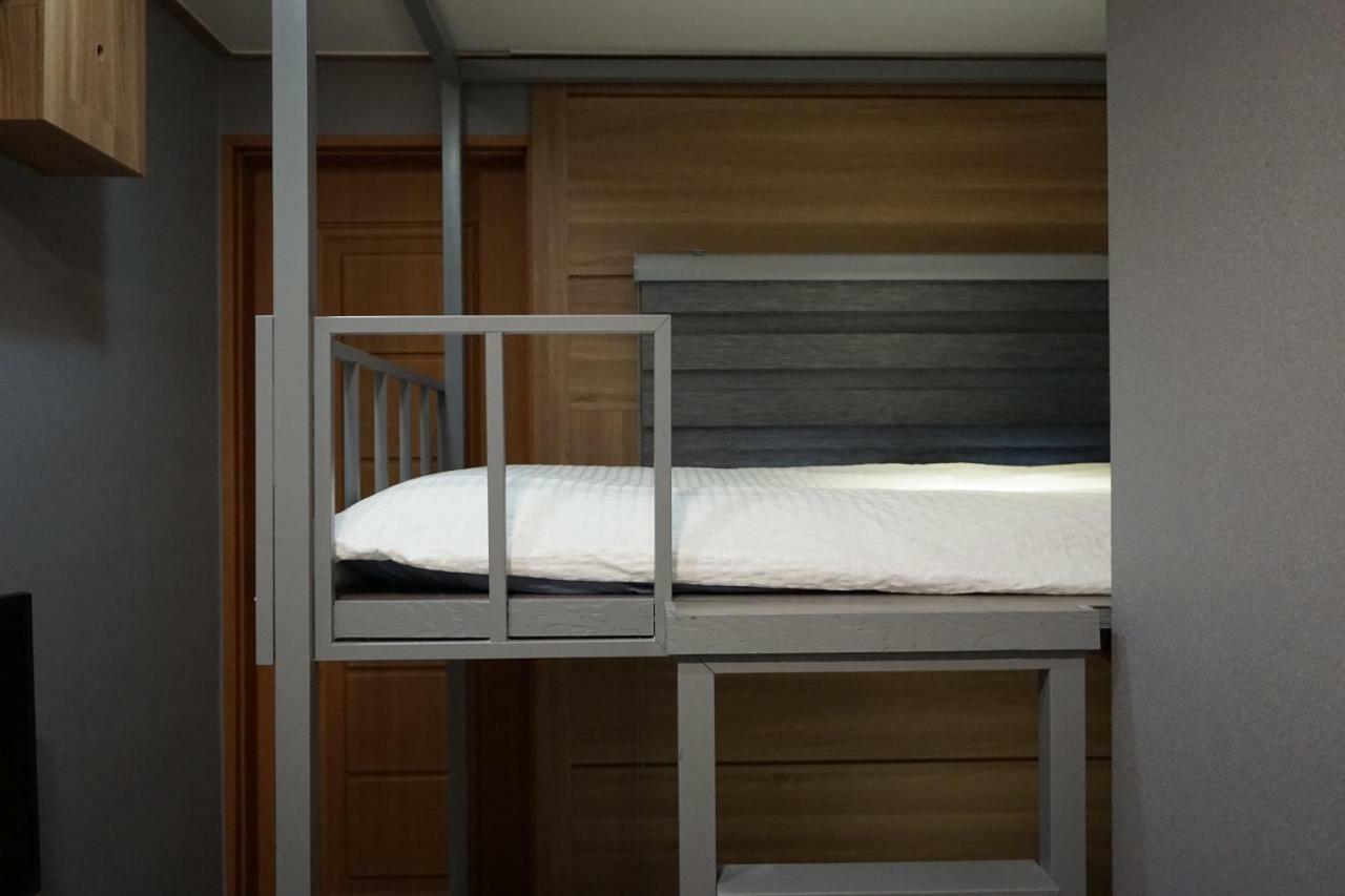 J-Honor Guesthouse Seoul Ngoại thất bức ảnh