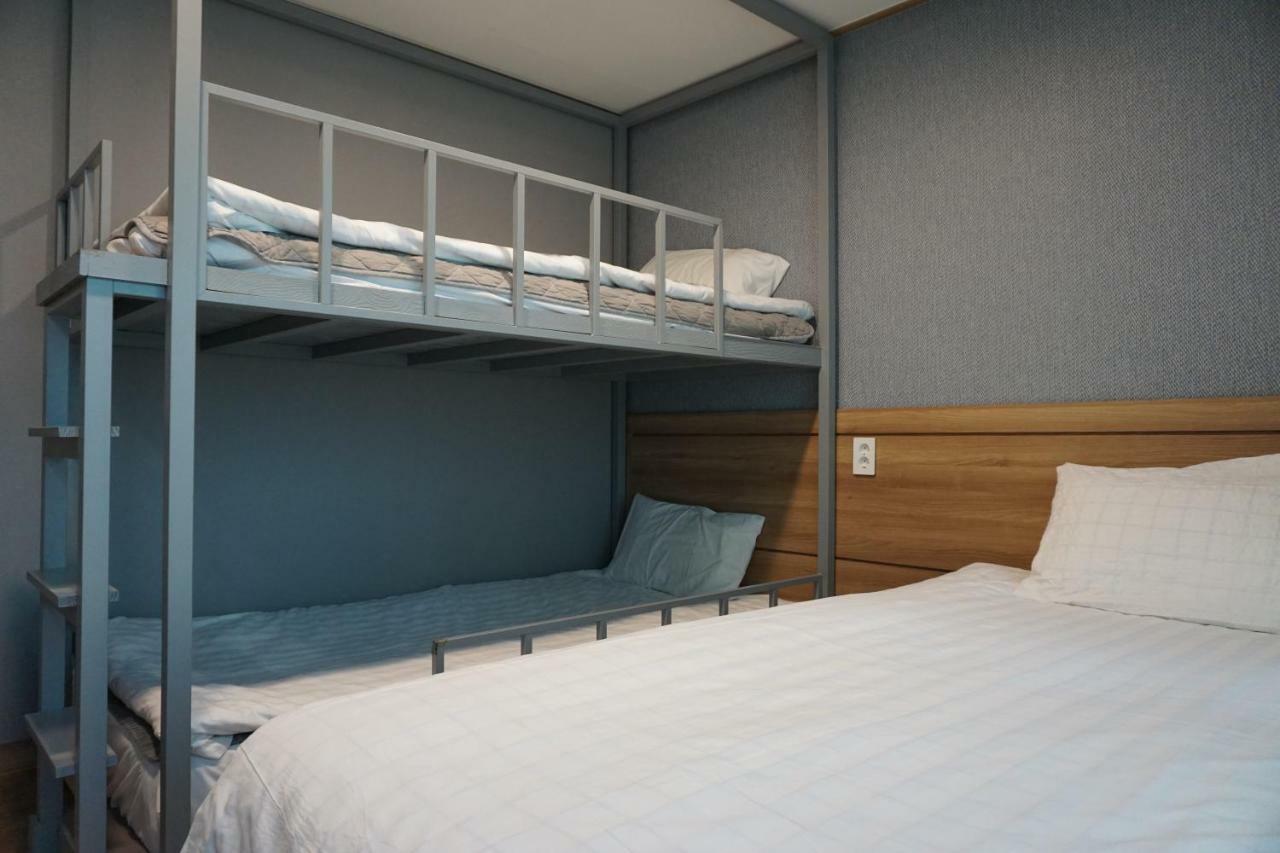 J-Honor Guesthouse Seoul Ngoại thất bức ảnh