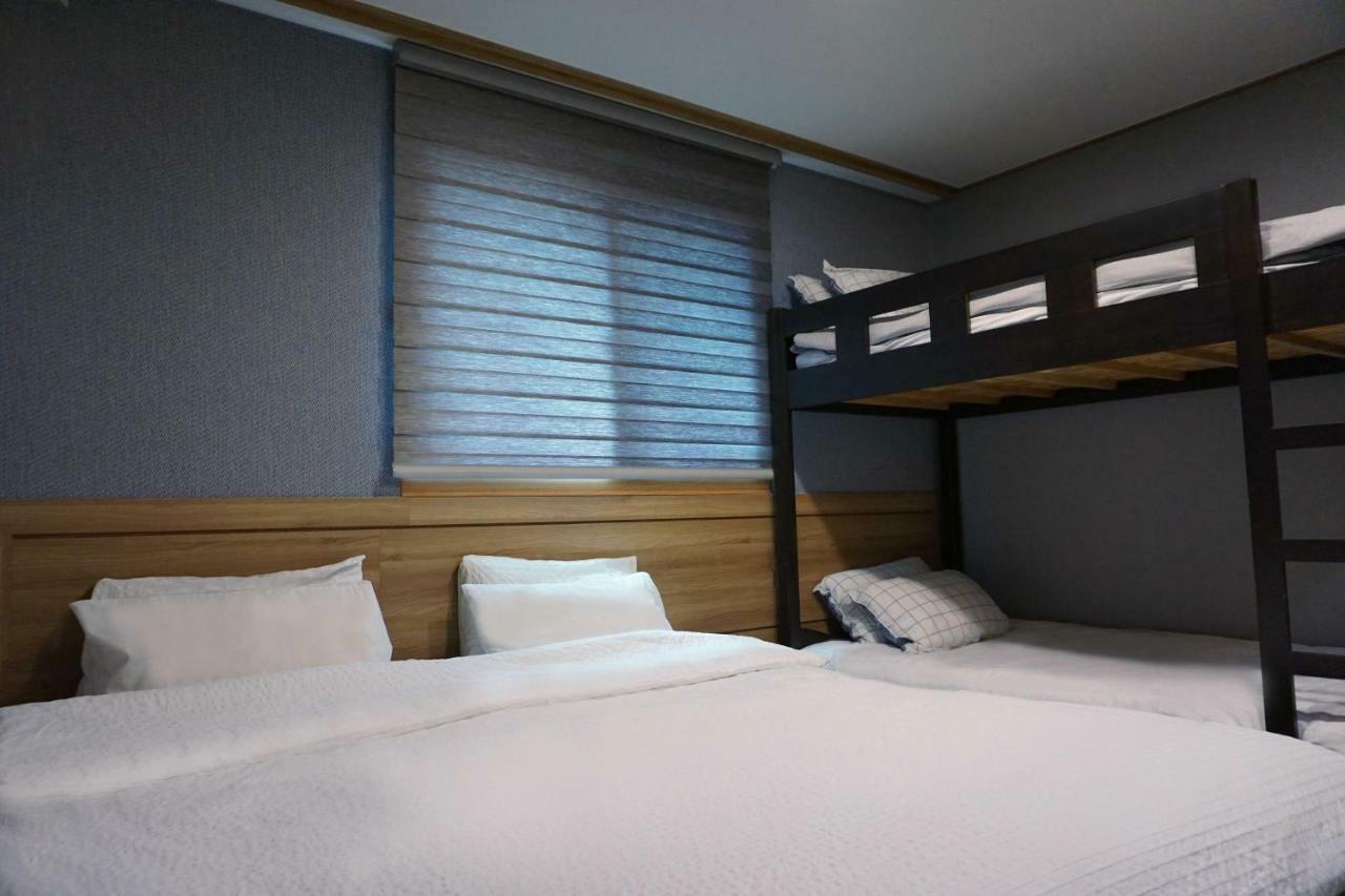 J-Honor Guesthouse Seoul Ngoại thất bức ảnh