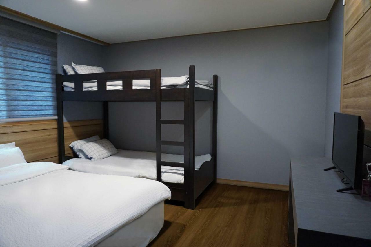J-Honor Guesthouse Seoul Ngoại thất bức ảnh