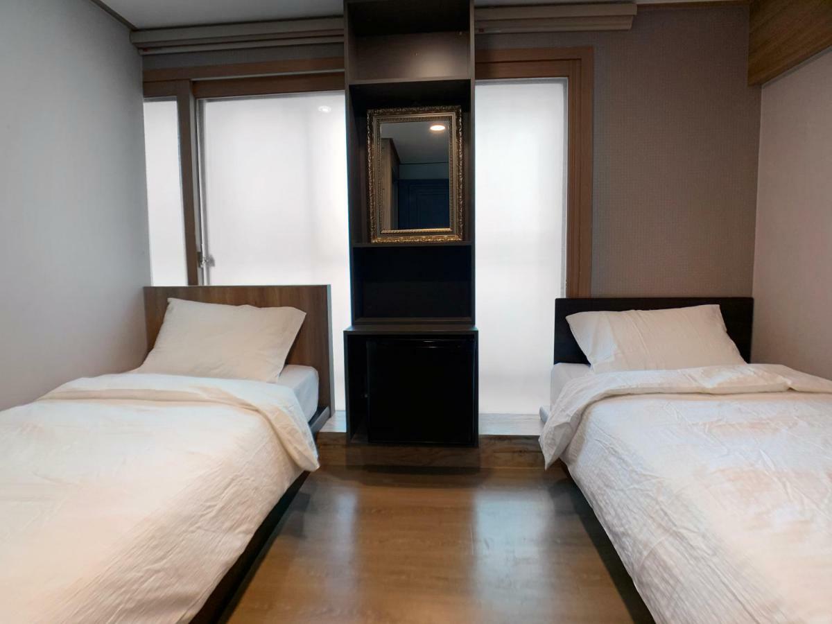 J-Honor Guesthouse Seoul Ngoại thất bức ảnh