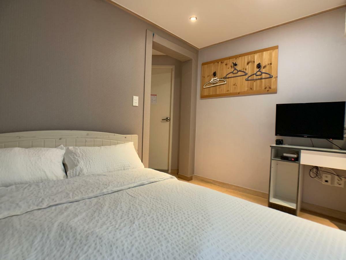 J-Honor Guesthouse Seoul Ngoại thất bức ảnh